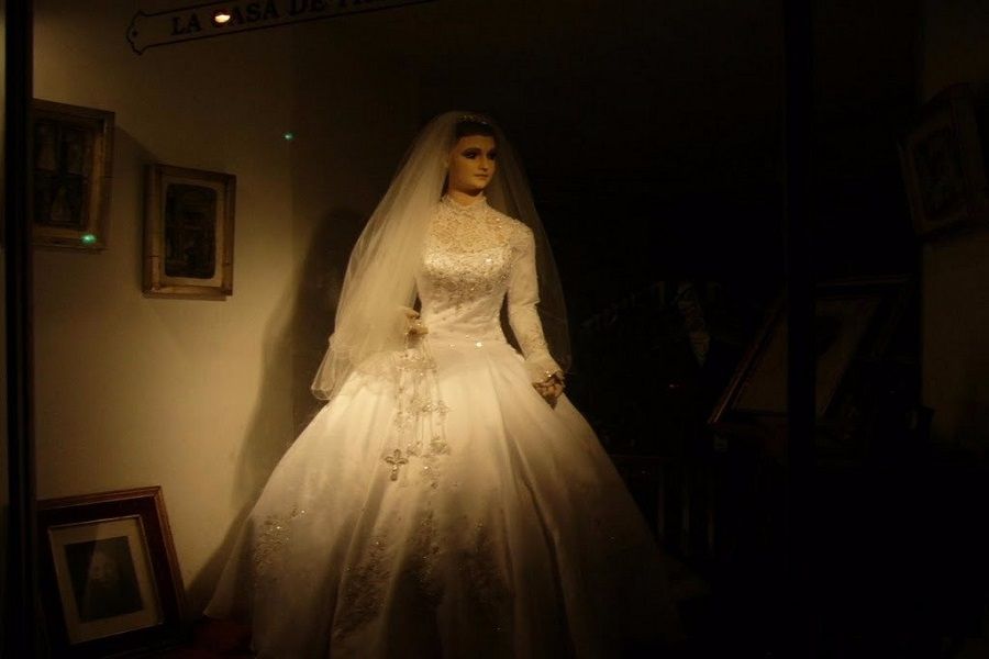 Embalsamó a su hija para no perderla nunca: la leyenda \