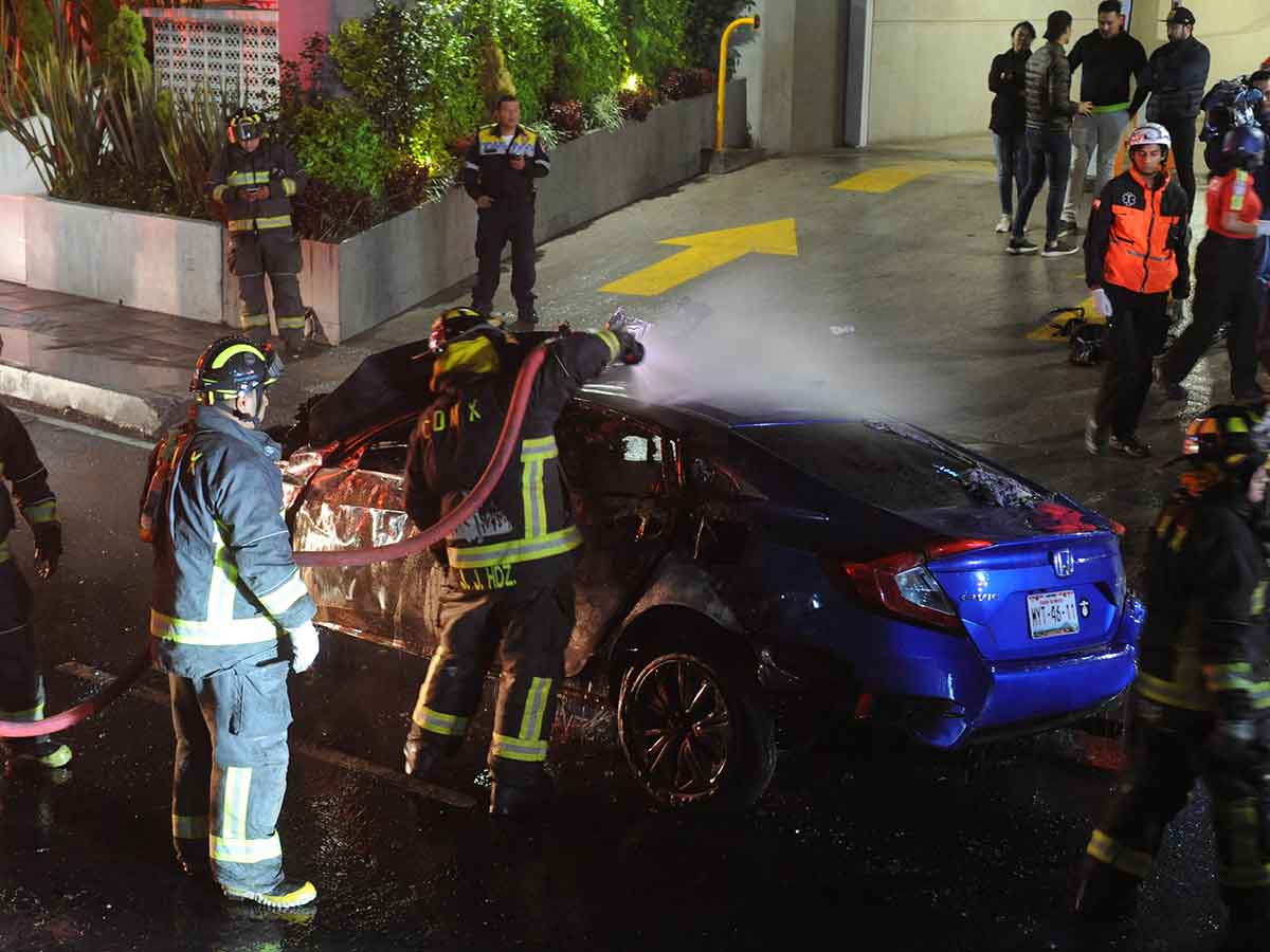 auto incendiado1