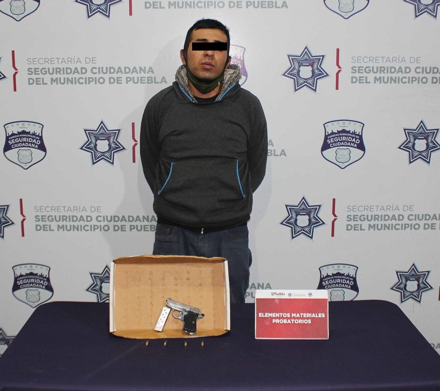 DETENIDO 