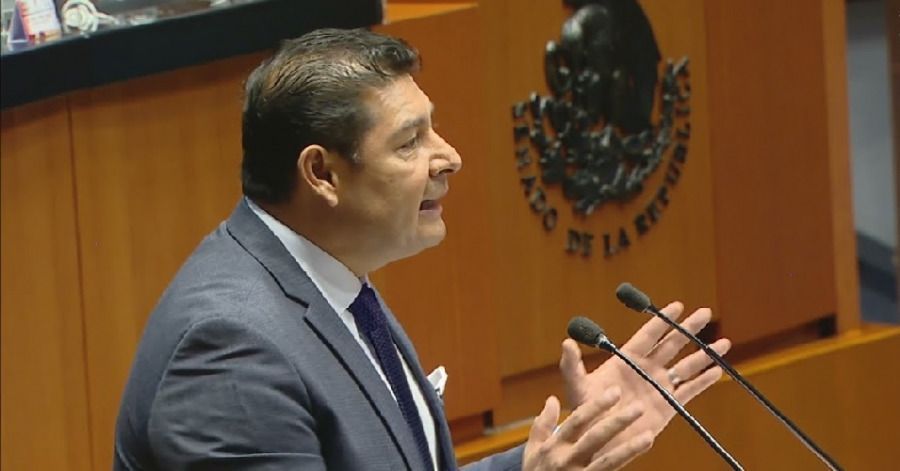 La Comisi&oacute;n rechaz&oacute; dos propuestas de incorporar el proceso contra los legisladores.