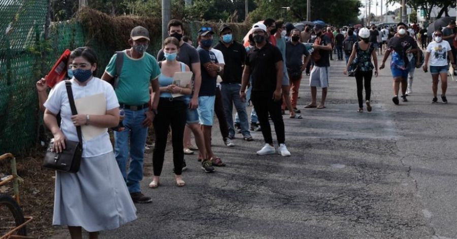 Millones esperan las vacunas contra el coronavirus en M&eacute;xico.