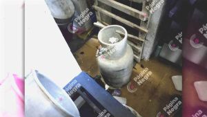 Fuga de gas causa flamazo en una casa del Infonavit La Ci&eacute;nega en Puebla