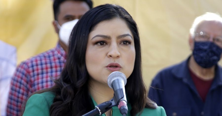 Impugna Claudia Rivera la resolución del TEEP que desechó su queja por violencia política contra el gobernador