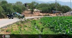 El cuerpo de una mujer de aproximadamente 50 años de edad fue encontrado en un canal de riego, en el municipio de Tehuacán