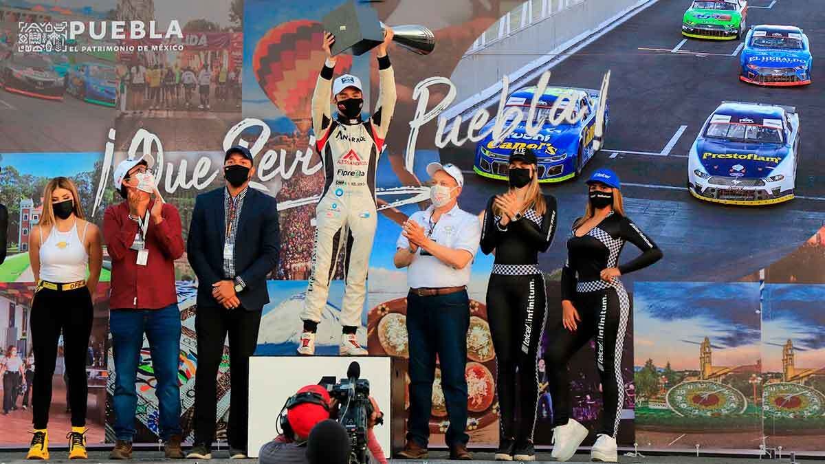 M&aacute;s de 23 mil poblanos disfrutaron de la Nascar Peak M&eacute;xico en Amozoc