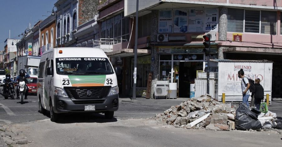 Obras inconclusas en las calles del Centro de Puebla se retomar&aacute;n la pr&oacute;xima semana.