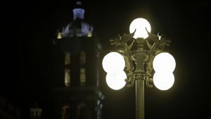 Contemplan lanzar licitaci&oacute;n para servicio de alumbrado p&uacute;blico en Puebla Capital