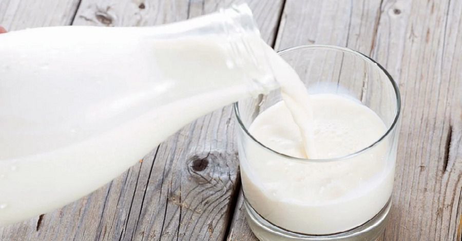 Investigadores del IPN hallan “microplásticos” en 23 marcas de leche de México