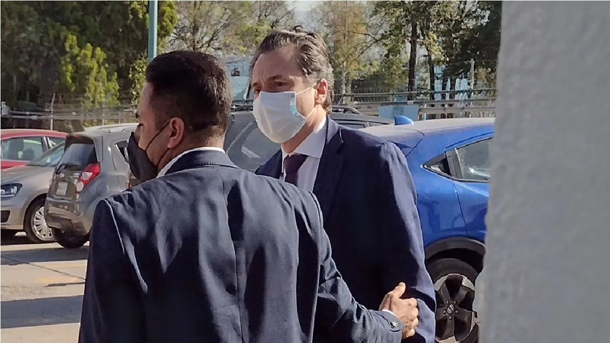 Fiscal&iacute;a va por Lozoya y su mam&aacute;; podr&iacute;an pasar cuarenta a&ntilde;os en prisi&oacute;n
