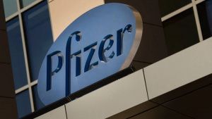 Pfizer afirma que su p&iacute;ldora reduce 89% la hospitalizaci&oacute;n por covid grave.