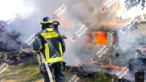 En su camioneta, muere calcinada una persona sobre Perif&eacute;rico Ecol&oacute;gico