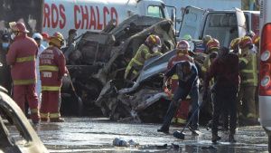 Cuerpos de los 19 muertos en la M&eacute;xico-Puebla se identificar&aacute;n por ADN.