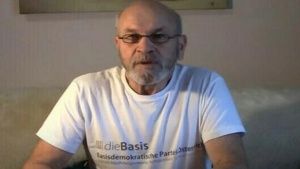 En Austra, fallece hombre que buscaba curarse de la covid con di&oacute;xido de cloro