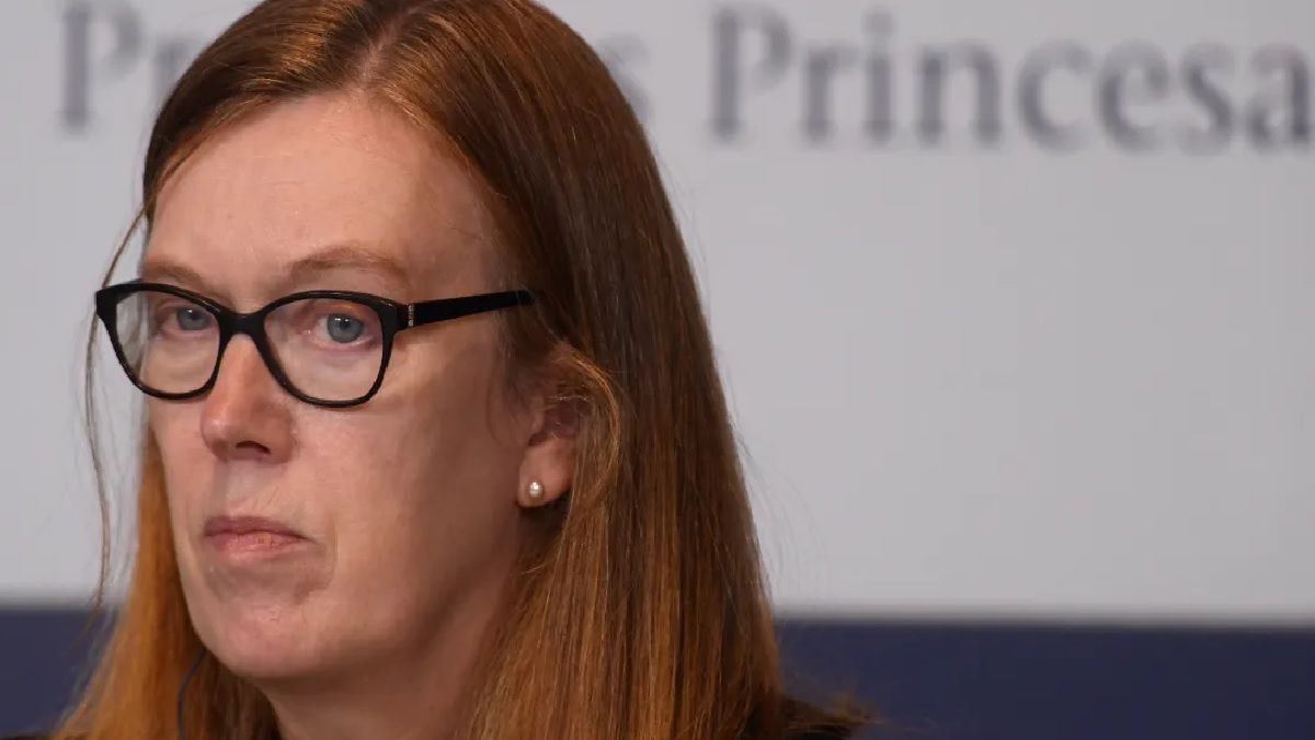 Creadora de vacuna AstraZeneca advierte que el pr&oacute;ximo virus puede ser m&aacute;s contagioso y letal