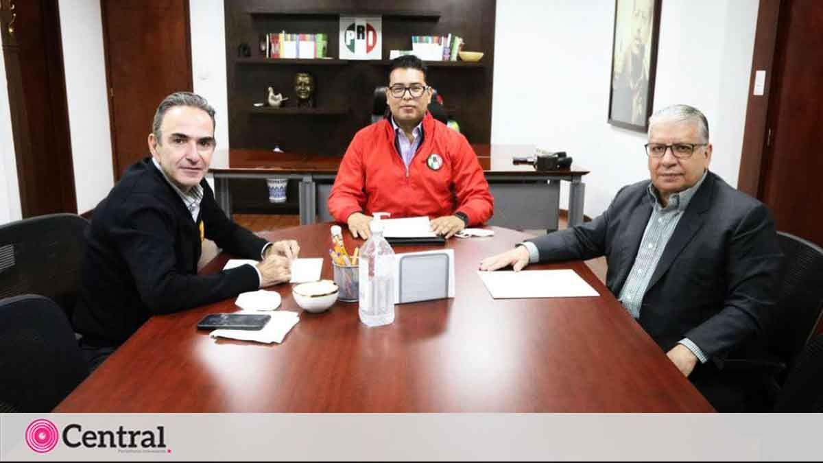 PRI Puebla firma acuerdo de unidad con Doger tras reunión con Morena