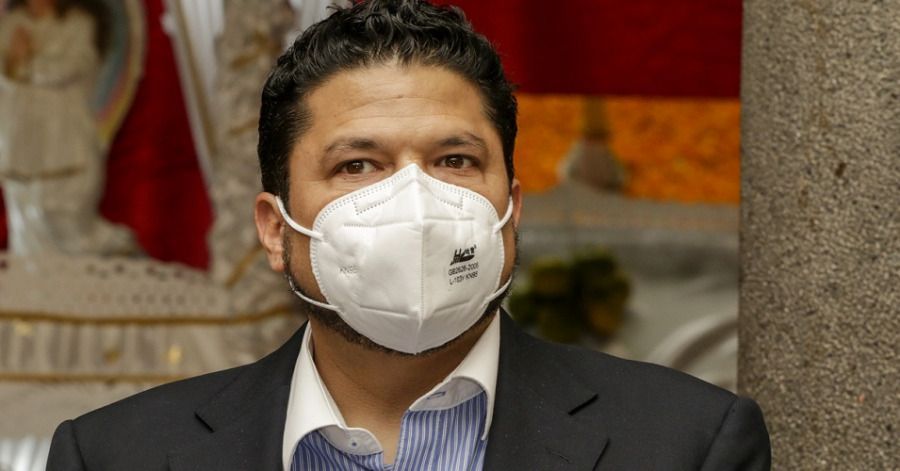Gabriel Biestro se destapa para la alcald&iacute;a de Puebla