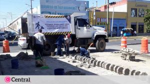 Lalo Rivera empieza a reparar las calles del Centro que Claudia Rivera dejó incompletas