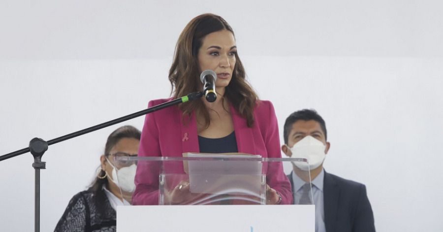 Liliana Ortiz P&eacute;rez rinde protesta como Presidenta del sistema municipal DIF.