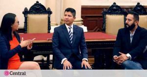El alcalde electo Eduardo Rivera Perez en entrevista con Peri&oacute;dico Central.