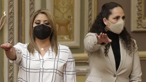 Rinden protesta las nuevas comisionadas del Itapue en el Congreso de Puebla