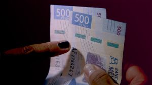 A prisión 3 años por pagar con billetes falsos de 500 pesos en Chignautla
