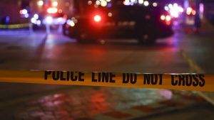 Auto embiste a personas durante desfile en Wisconsin; hay 5 muertos y 40 heridos