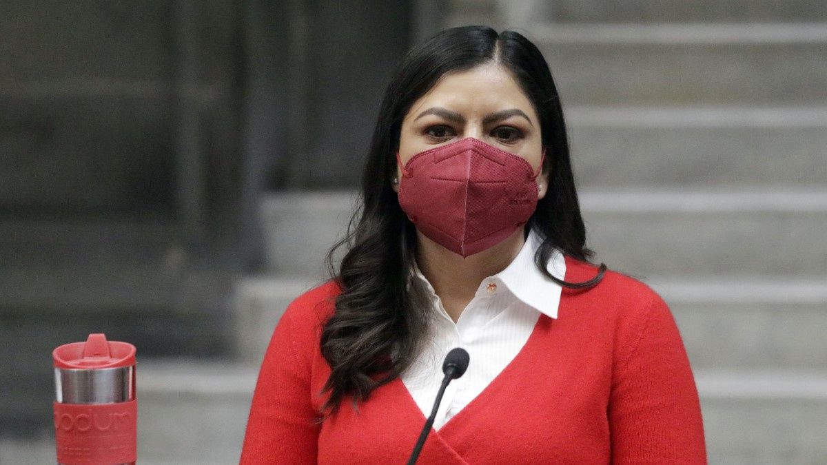 Diez de los 100 trabajadores con bases entregadas por Claudia Rivera ya renunciaron