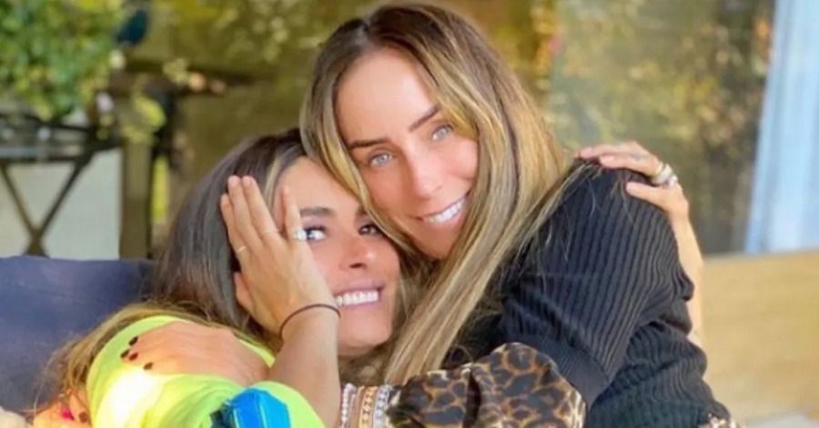 Esto cuesta la bolsa que In&eacute;s G&oacute;mez Mont le regal&oacute; a Galilea Montijo
