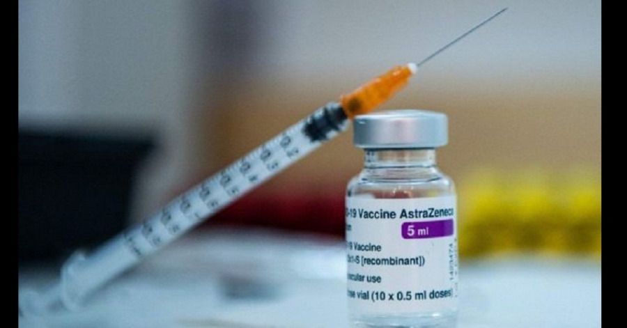 Suspende Noruega vacuna de AstraZeneca, hay casos de trombosis y derrames