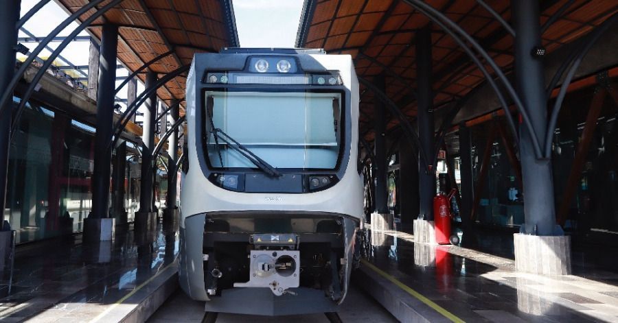 El costo del tren son cargas financieras: Miguel Barbosa.