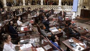Presentan en el Congreso iniciativa para permitir el cobro de alumbrado p&uacute;blico en Puebla capital