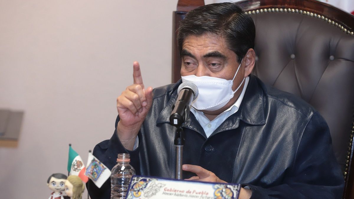 Gobierno de Puebla no dar&aacute; ni un paso atr&aacute;s en el combate al huachicol.