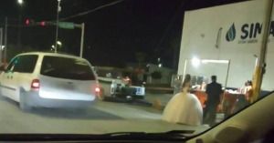 Pareja de Coahuila celebra su boda con &iexcl;tacos de tripa!