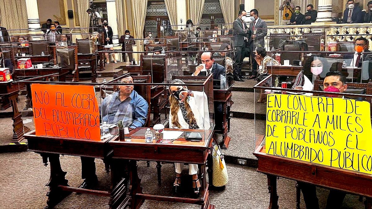 Diputados de Morena y PAN se pronuncian contra el cobro del alumbrado público en Puebla capital