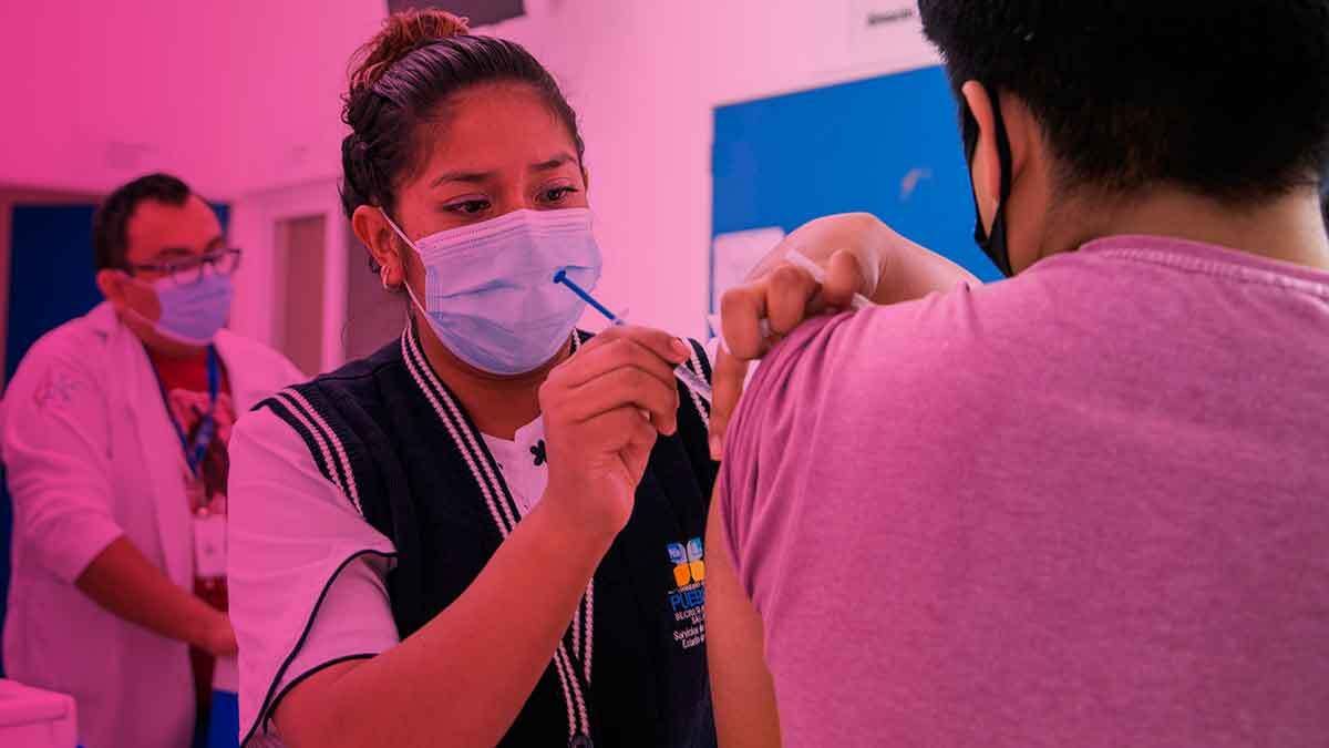 Anuncian jornada de vacunación para rezagados en 60 municipios de Puebla; inicia el 19 de noviembre