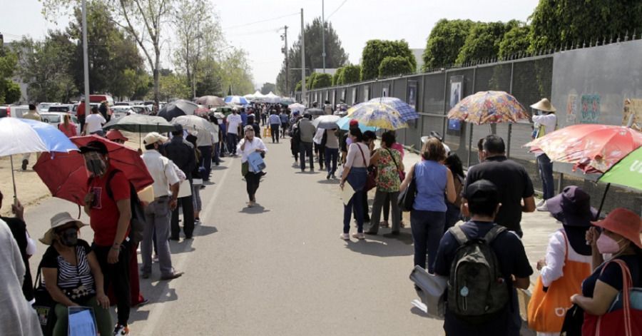 Puntual y sin accidentes, concluye tercer d&iacute;a de vacunaci&oacute;n covid en Puebla