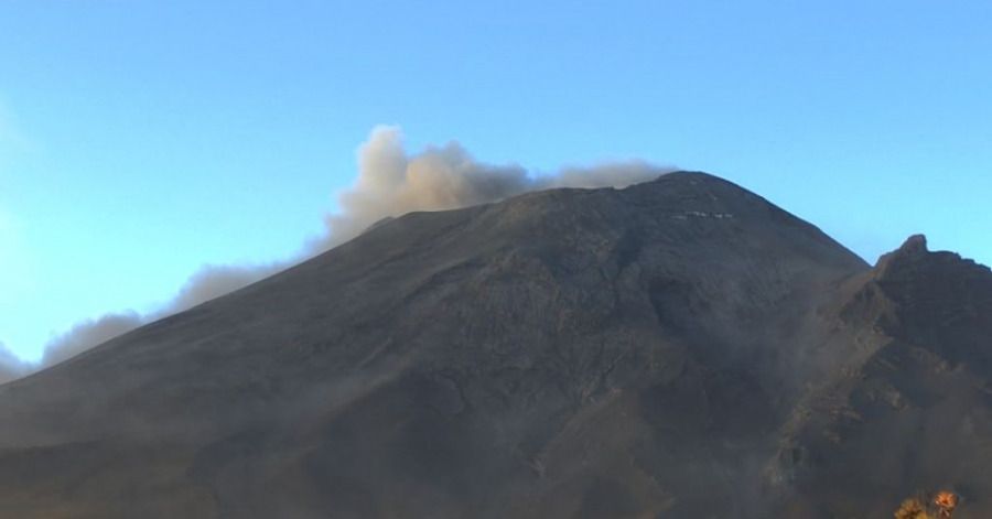 Habrá ligera caída de ceniza del volcán Popocatépetl en Puebla capital
