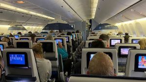 Pasajeros de Sud&aacute;frica quedan atrapados en &Aacute;msterdam por temor a variante Omicron