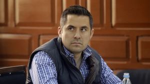 Ad&aacute;n Dom&iacute;nguez reitera que actuar&aacute;n conforme la ley en el caso de los 100 basificados