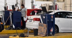 El gobierno evitar&aacute; que los verificentros se monopolicen.