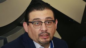 Ediles deben hacerse cargo de la seguridad de sus municipios: Alc&aacute;ntara