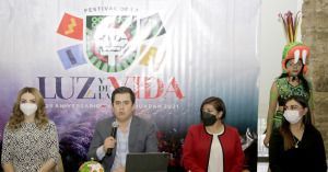 Del 29 de octubre al 2 de noviembre, asiste al festival de Luz y Vida de Chignahuapan.