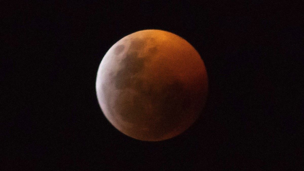 &iexcl;Prep&aacute;rate! El eclipse lunar m&aacute;s largo del siglo ser&aacute; este 19 de noviembre