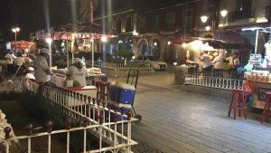 Limpian Z&oacute;calo de Huauchinango; &iexcl;quitan a los hamburgueseros!