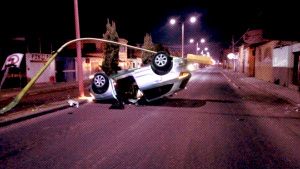 Conductora ebria vuelca su camioneta en San Pedro Cholula