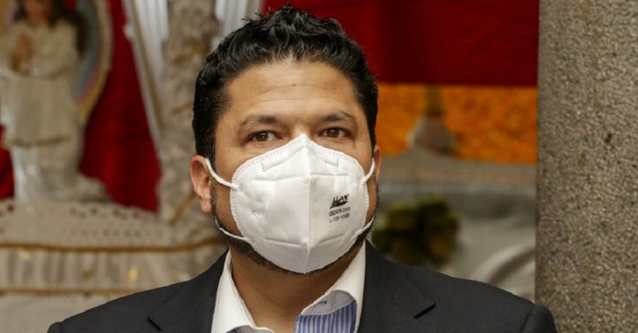 Biestro dejar&aacute; el Congreso el 5 de marzo para buscar ser precandidato de Morena para la alcald&iacute;a de Puebla