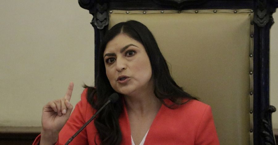 Tribunal tira basificaciones entregadas por Claudia Rivera.