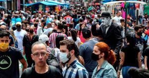 La OMS mantiene la emergencia sanitaria por covid.