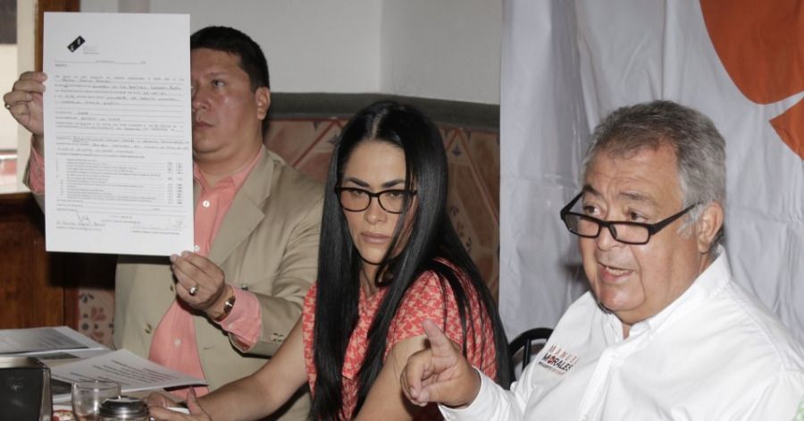 El candidato del MC en Cuetzalan, Manuel Morales, acus&oacute; que el actual edil del PRI, Gerson Calixto, usa recursos p&uacute;blicos para buscar la reelecci&oacute;n.