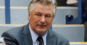 Alec Baldwin dispar&oacute; una bala real en la filmaci&oacute;n de la pel&iacute;cula Rust